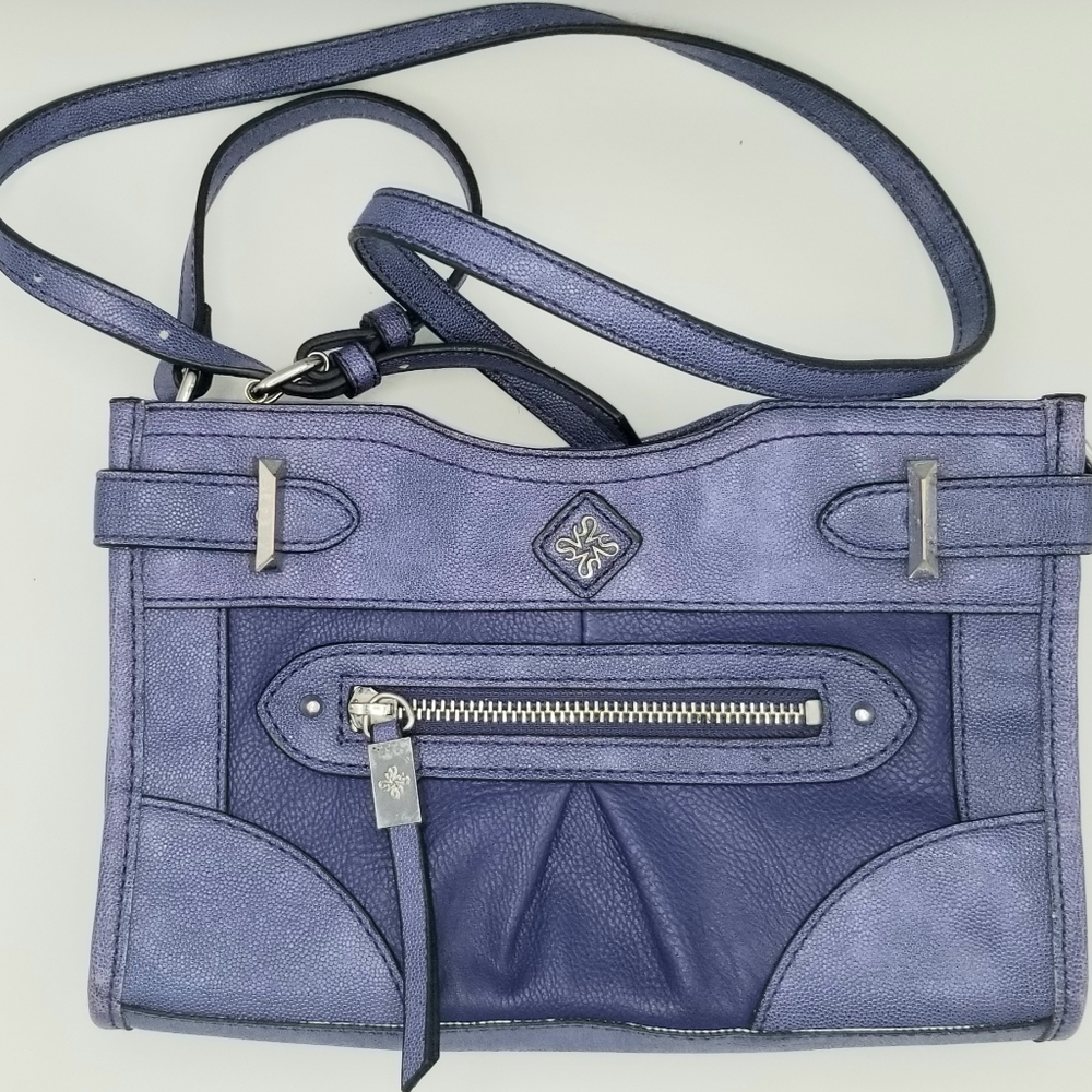 Just Vera Vera Wang periwinkle/purple cross body purse.